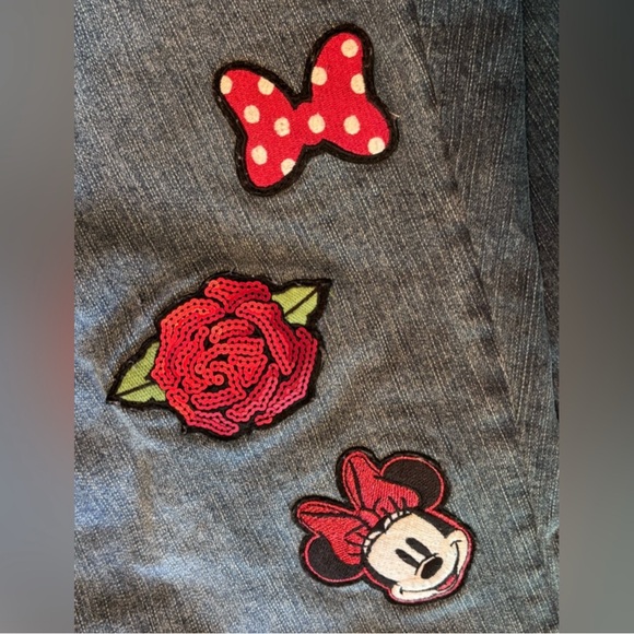 Disney Torrid Women’s Plus Size Blue Jeans with Minnie Mouse Patches EUC… - Picture 6 of 15